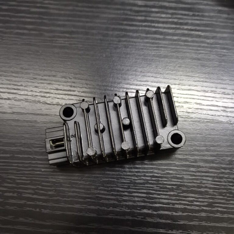 适用嘉陵JH70 JL110-7 好生活好帅110调压器 整流器 稳压器充电器