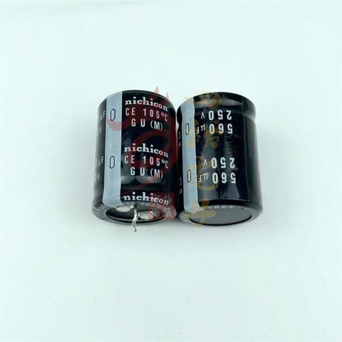 250V560uF 200V 560uF 进口电源专用电解电容器 体积 22x40 25x35