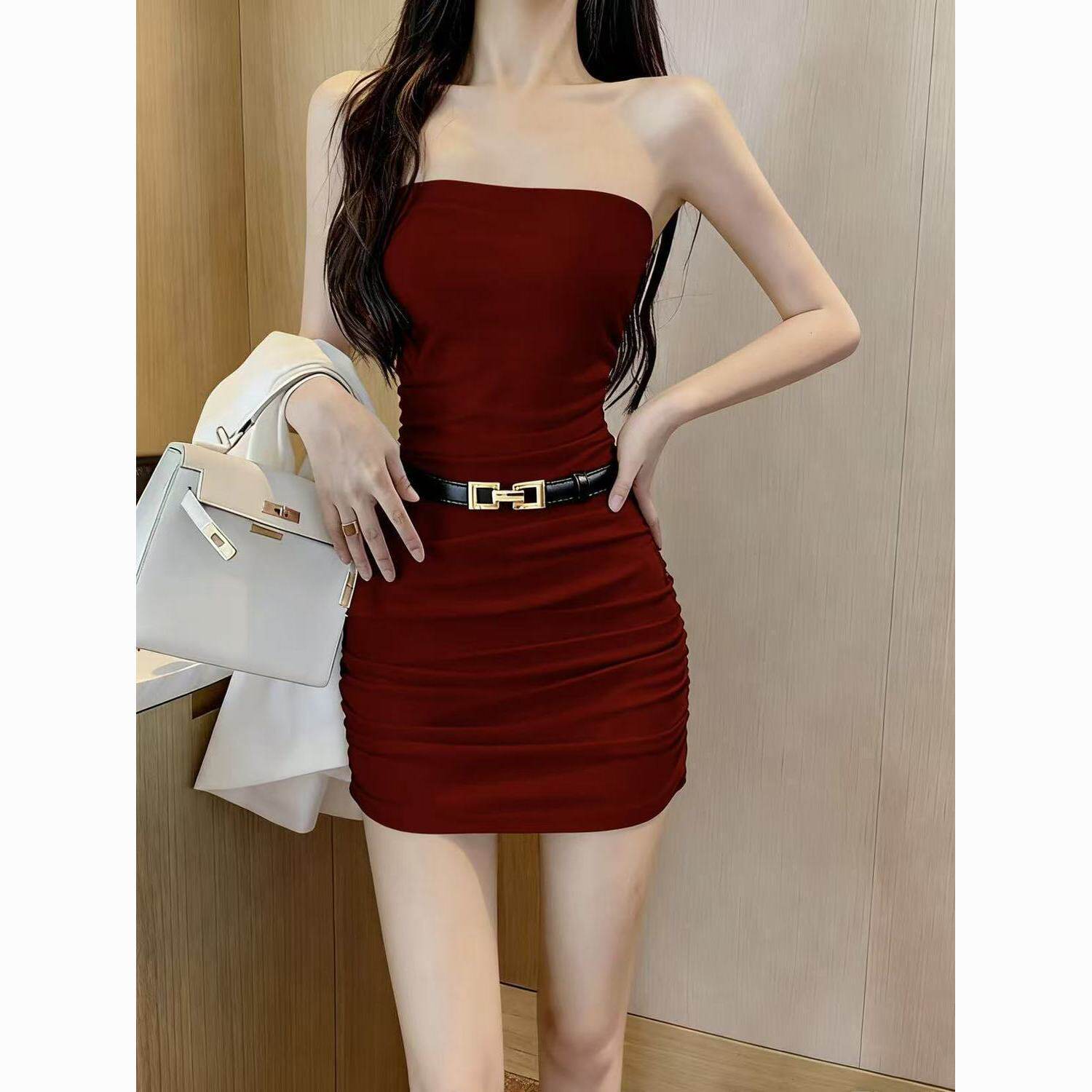 高级感抹胸连衣裙辣妹显瘦春夏秋冬紧身褶皱短裙腰带包臀裙两件套