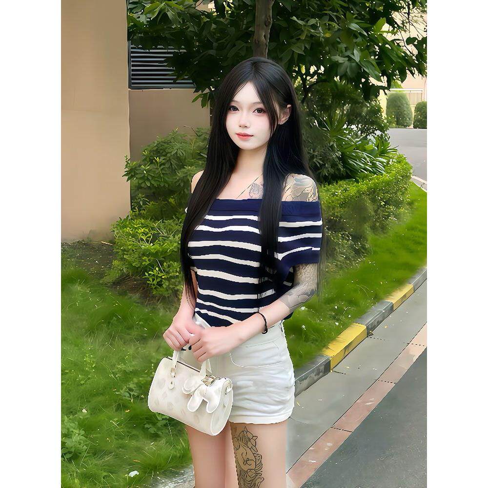 快手女网红同款条纹收腰无袖性感一字肩设计感上衣+牛仔短裤套装