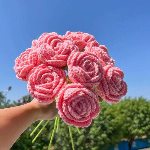 手工编织成品玫瑰花束情人节礼物