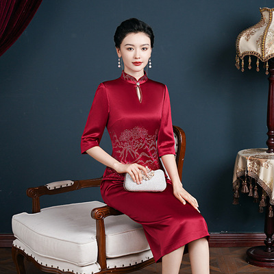 2026新款秋冬高端妈妈结婚礼服小个子年轻喜婆婆婚宴装旗