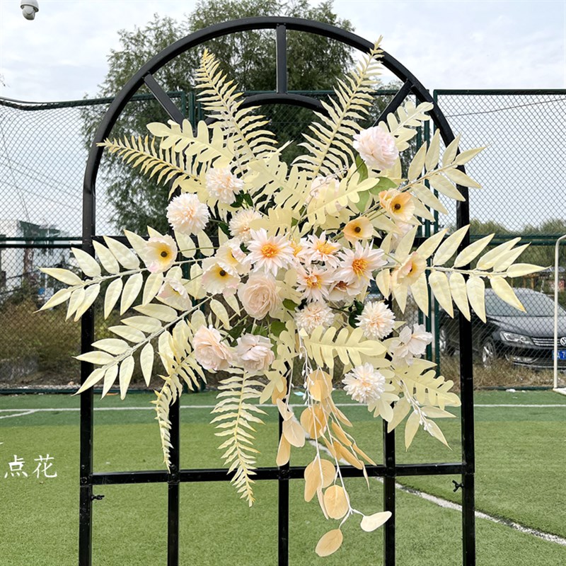 婚庆香槟色婚礼场景装饰花艺背景墙舞台t台布置地排花路引花点花
