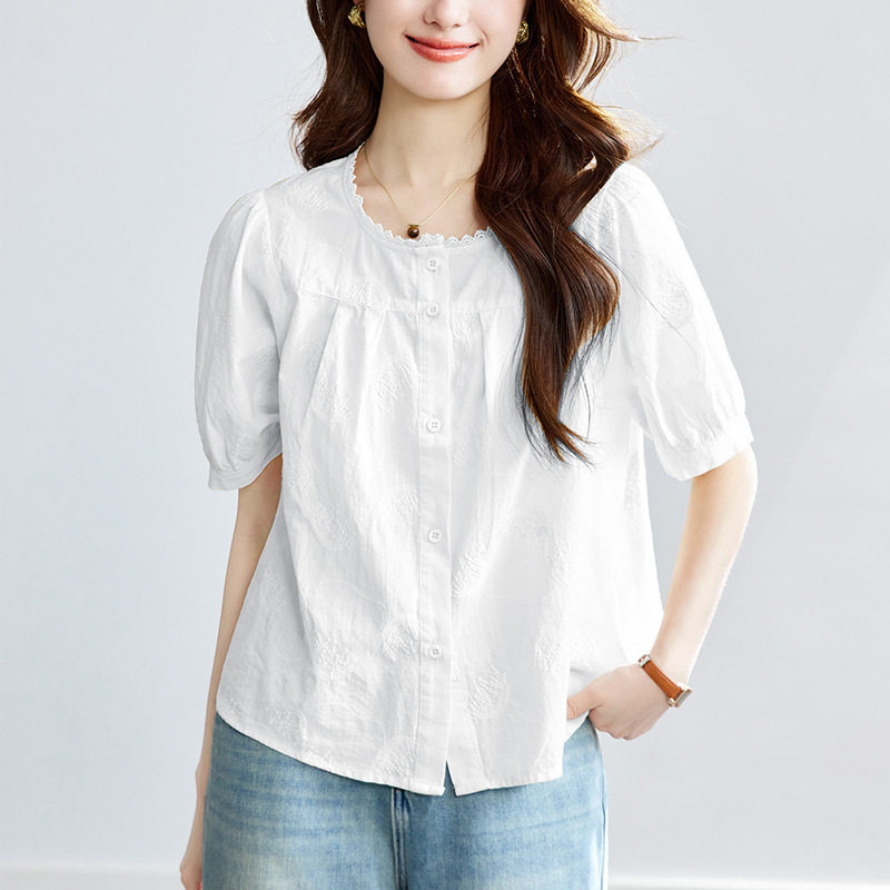 Xenra｜杏色绣花衬衫女短袖2026