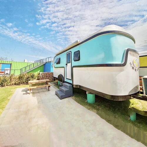 露营拖挂式民宿房屋可移动农场度假村网红打卡房车亲子旅居车