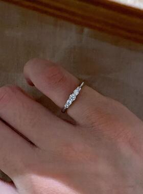 小红书爆闪排钻戒指女小众设计感指环简约百搭高级时尚通勤食指戒