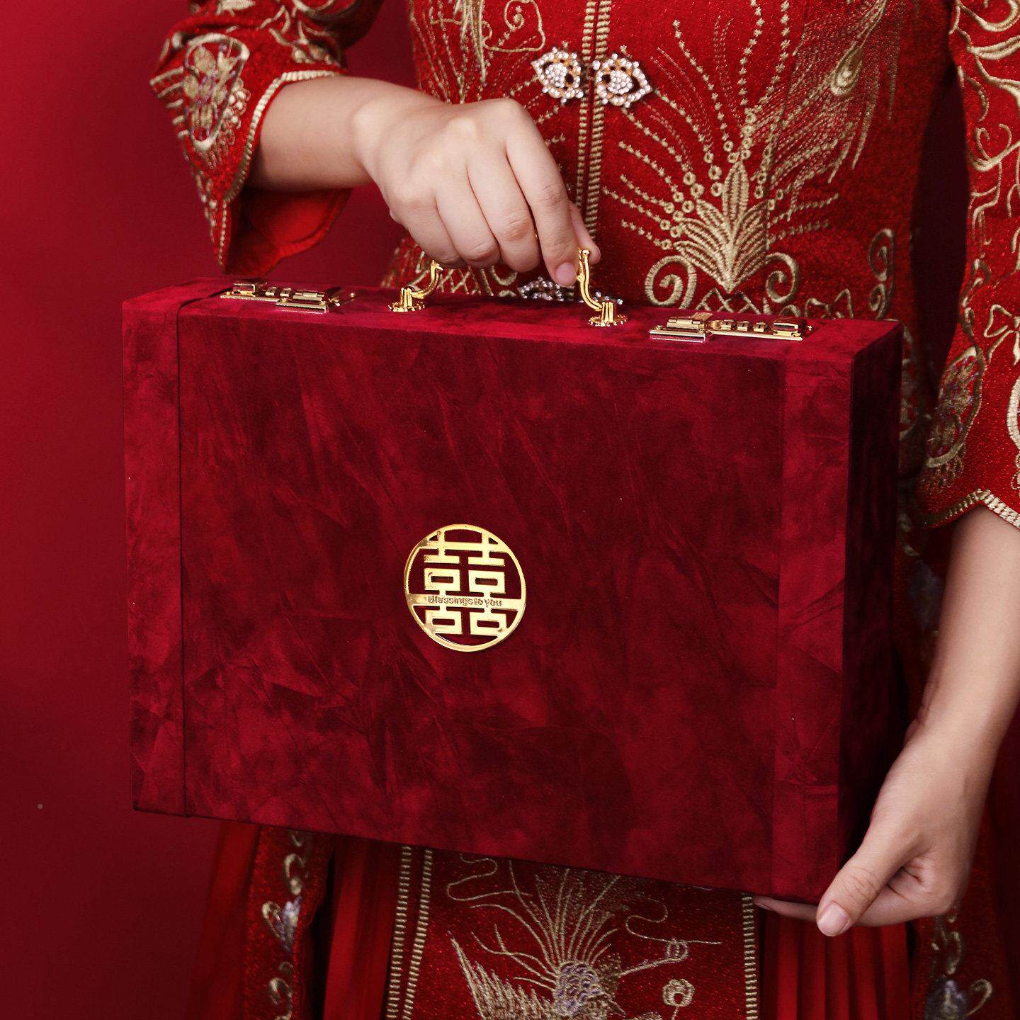 订彩礼钱现金礼礼盒子结婚婚高档木质面礼绒金盒金绒面圆喜箱提亲