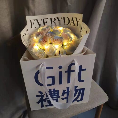 网红碎冰蓝玫瑰情人节香皂花束生日礼物成品送女朋友闺蜜毕业季