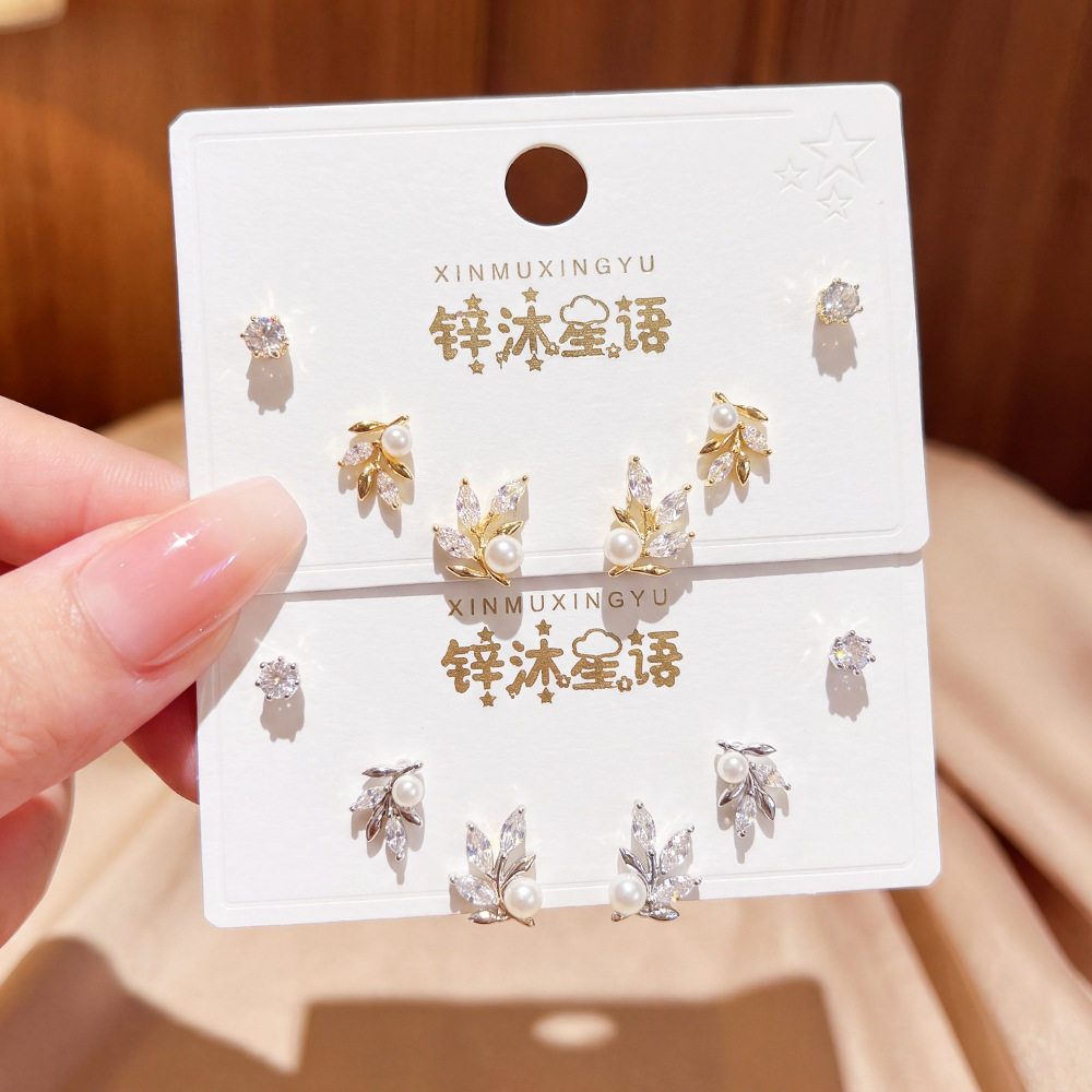 新款潮流树叶耳钉一卡三对装耳饰女简约小众设计感耳环轻奢高级感