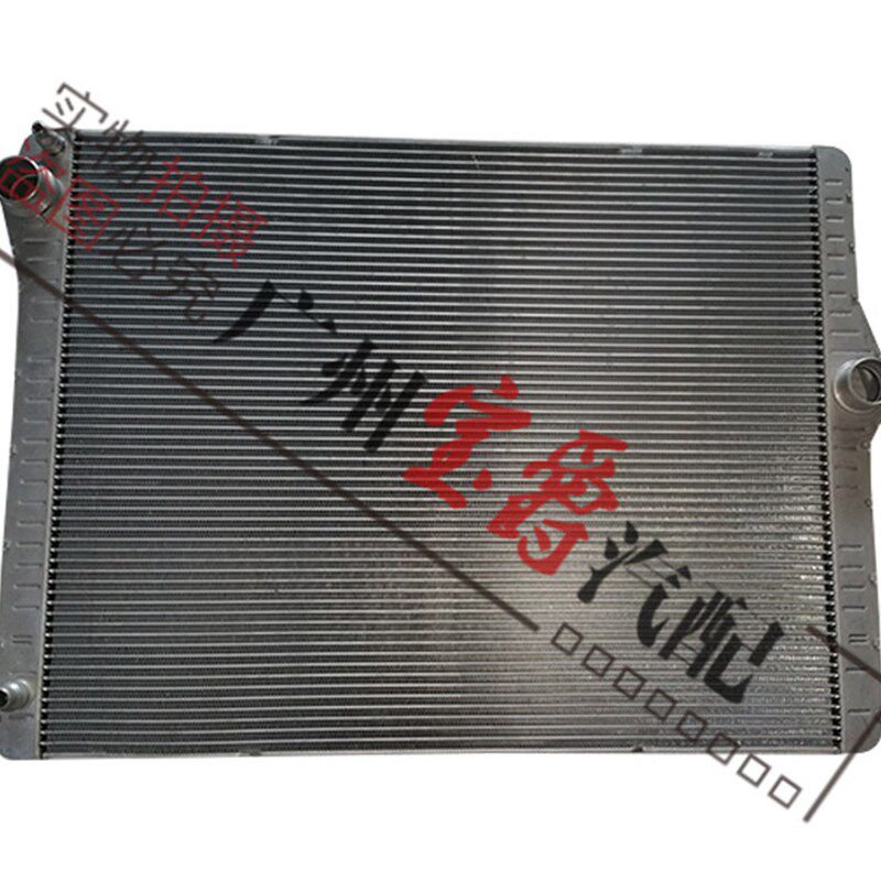 适用宝马7系F01水箱F02散热器730冷却器740冷却水箱50水箱760