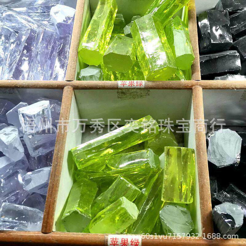 梧州奕铭石 锆石原材料晶体石 立方氧化锆石原石