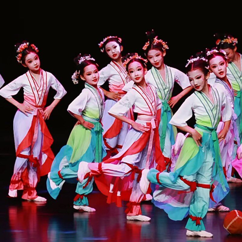 新款儿童古典舞蹴鞠图演出服少儿中国风民族舞汉服飘逸汉唐舞蹈服