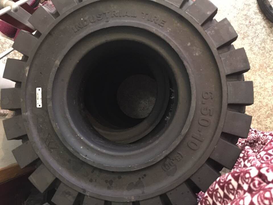 全新叉车实心轮胎合力3/3.5吨前轮28*9-15后轮650-10叉车专用轮胎