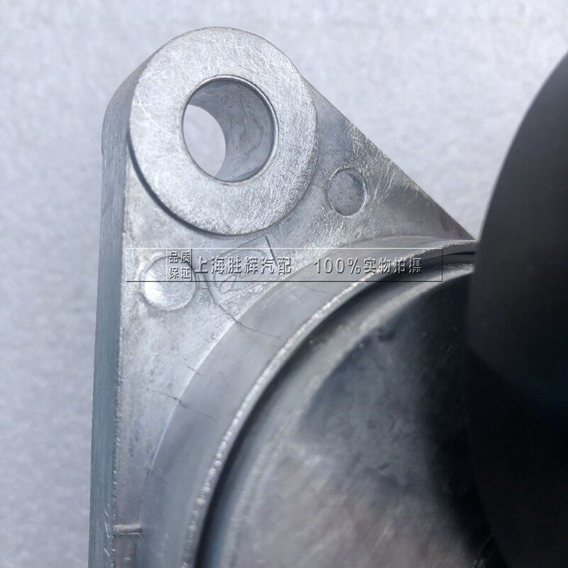 适用于别克凯越1.6发皮带涨紧轮套装 乐风1.4 乐骋皮带张紧器外部