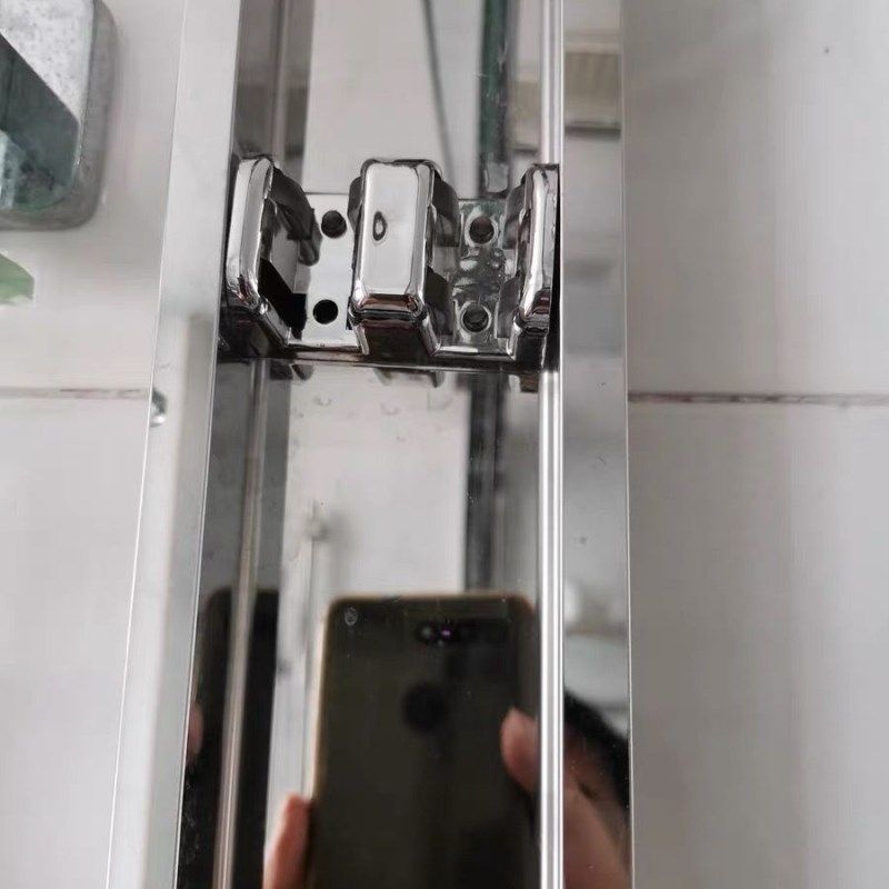 淋浴房定位器双轨道胶下浴室配件玻璃门吊滑门导向器推拉门固定器图片