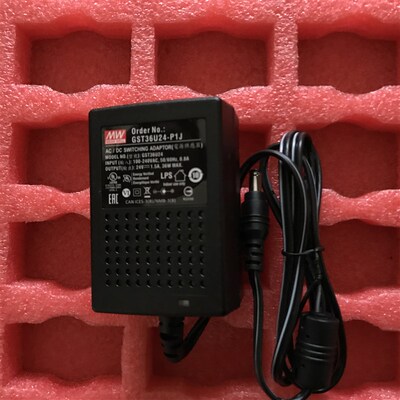 台湾明纬企业级电源适配器 GST36U24-P1J  36W 24V 1.5A