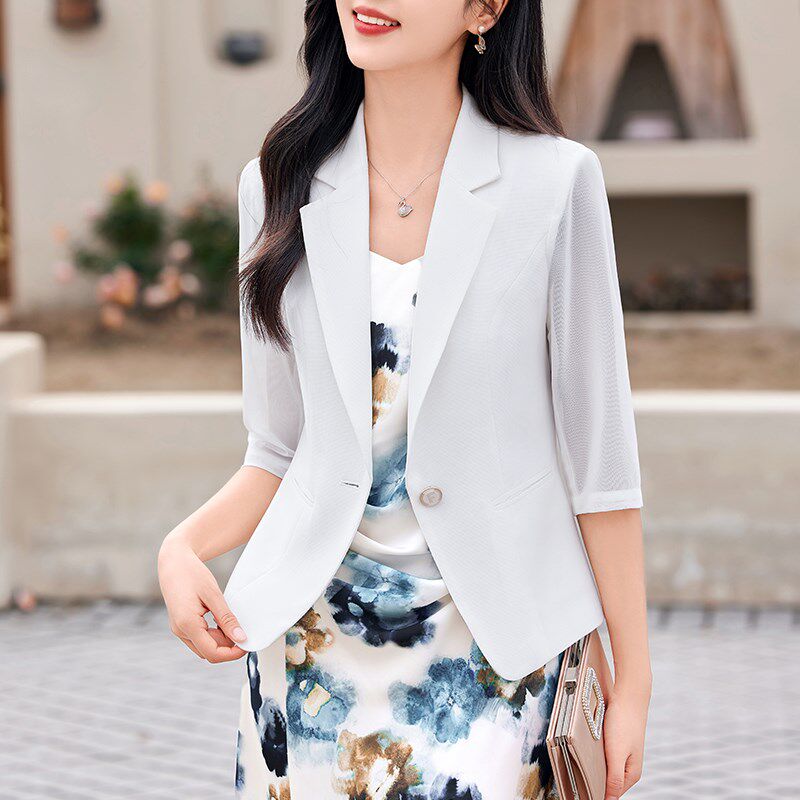 白色小西装外套女夏季薄款七分袖2024新款气质高级感修身大码西服