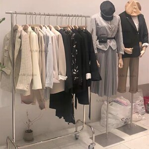 服装店展示架带轮子不锈钢金色中岛陈列侧挂落地式网红女装店货架