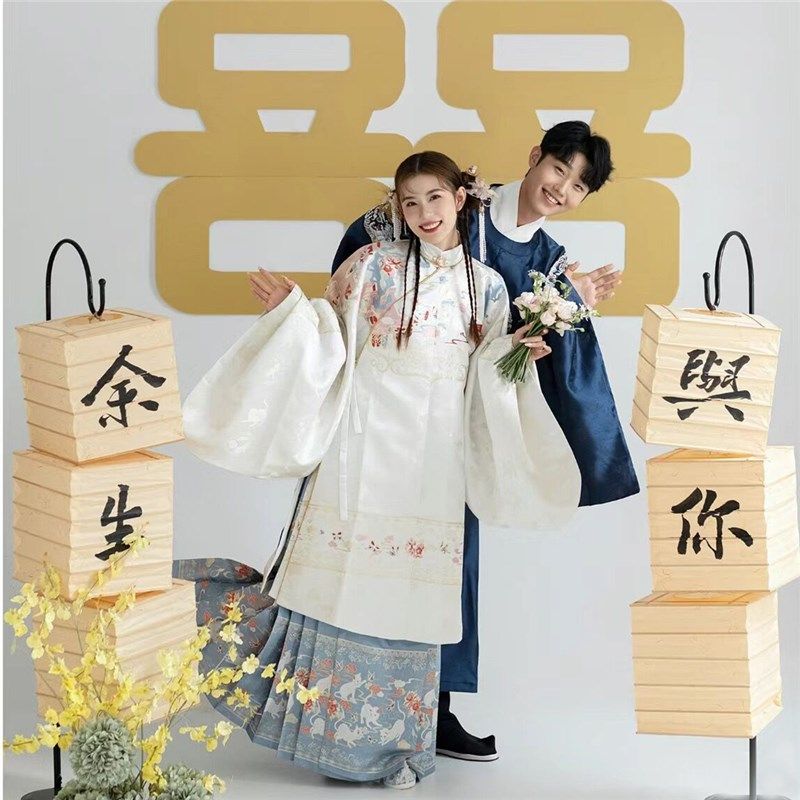 摄影主题复古情侣装新中式婚嫁服婚纱照明制汉服唐装婚服拍照服新