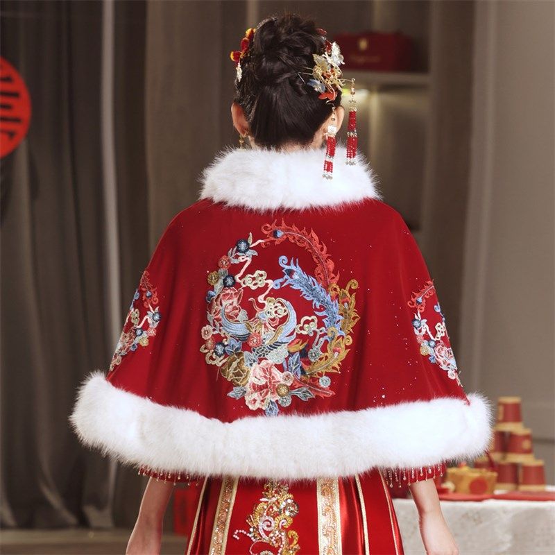 新娘马面裙加厚披风红色冬季中式婚礼保暖毛披肩秀禾斗篷外搭毛领