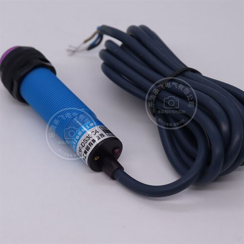 中国沪工CHIIB光电开关A级 E3F-DS30C4 三线NPN常开 漫反射 30cm