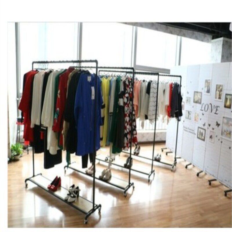 可定制美式铁艺实木复古做旧服装店展示水管龙门落地挂衣帽架带滚