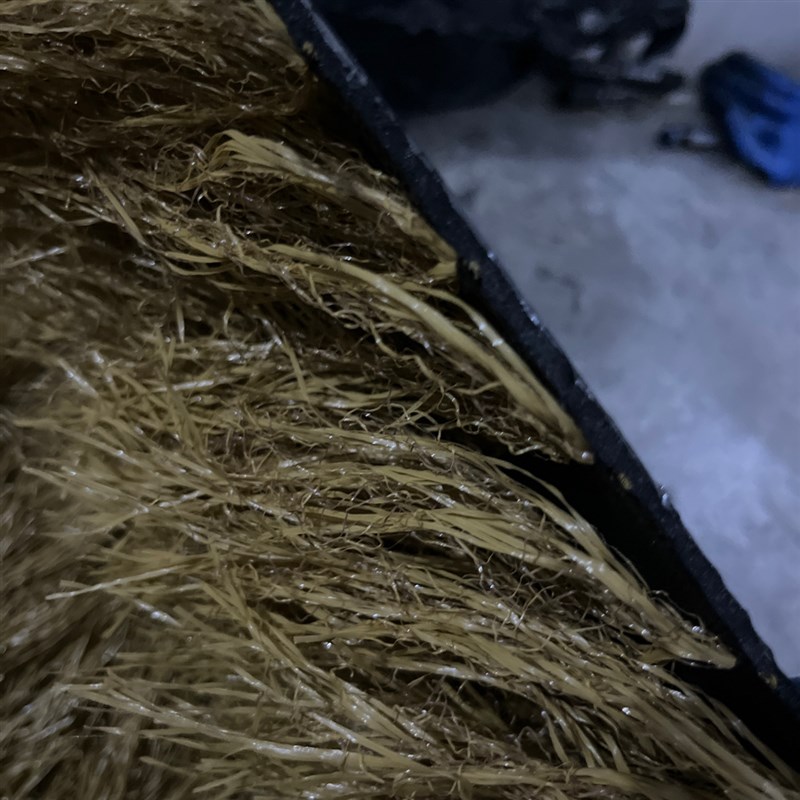 自粘雨棚消音垫静音防滴水草坪隔音棉铁皮雨棚屋顶阳台防雨声阻燃图片