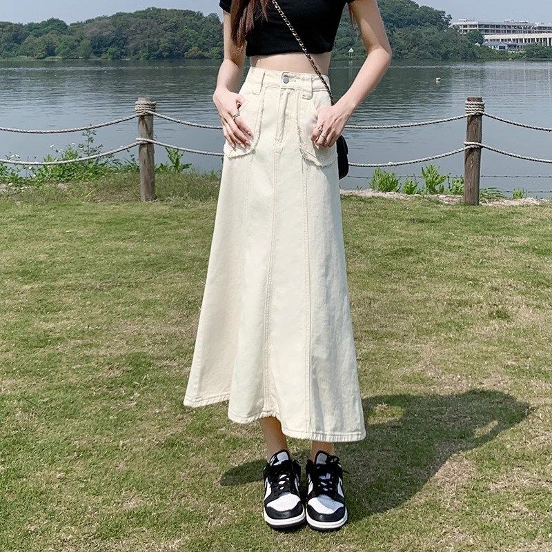 夏季牛仔半身裙女杏色高级感中长款a字包臀大码白色米色高腰半裙