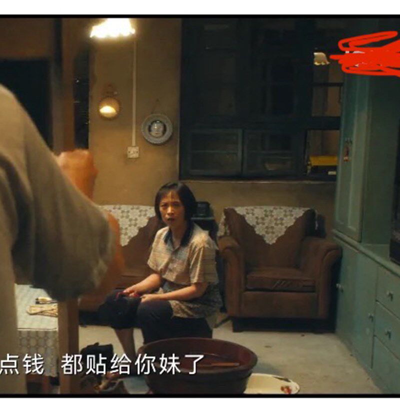 老式大彩电老物件摆设