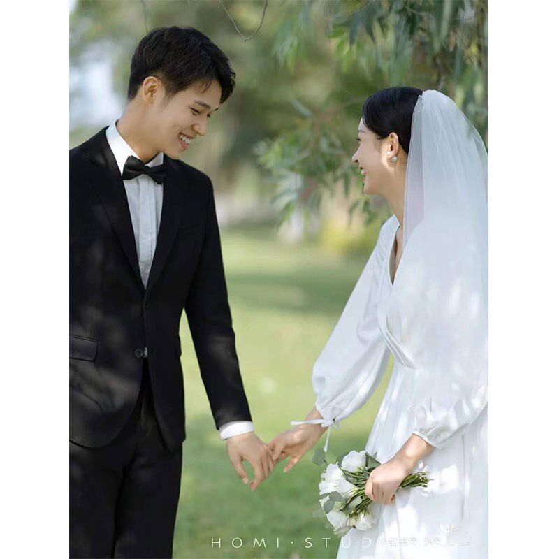 大码法式轻婚纱胖MM新娘登记领证白色礼服简约户外旅拍缎面婚纱