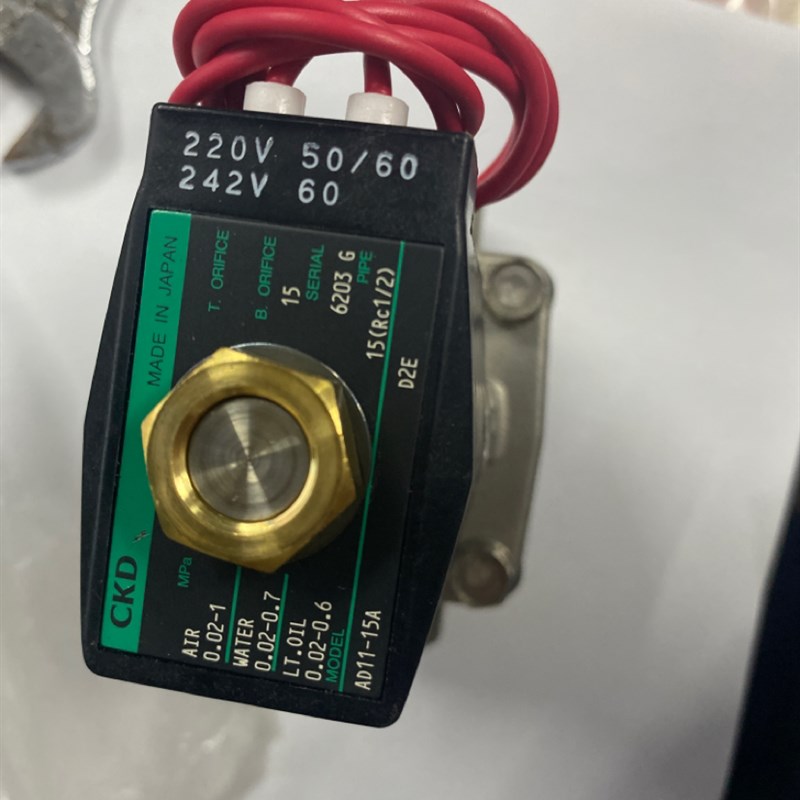 气动元件日本CKD电磁阀AD11-15A-D2E-AC220全新原装现货出售