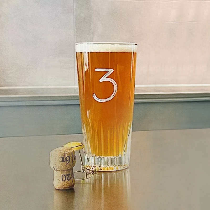 惠同学三泉啤酒杯单支杯不手指贵/(酒)高脚杯兹含/杯
