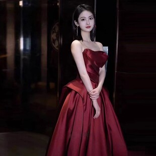 2026新款抹胸新娘敬酒服酒红色高级感缎布订婚结婚婚纱晚礼服长款