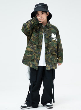 2026新款儿童嘻哈街舞套装女童hiphop迷彩上衣爵士炸街潮服