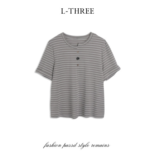 【溯源首发】L-THREE『三颗扣』不规则领口短袖T恤