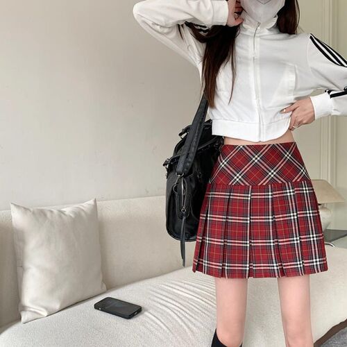 大码美式红色格子百褶裙半身裙女2024新款春夏高腰a字jk短裙半裙