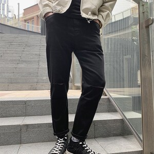 7号仓库 昱本期盼已久终于出黑色的了一字开口破洞活力九分牛仔裤