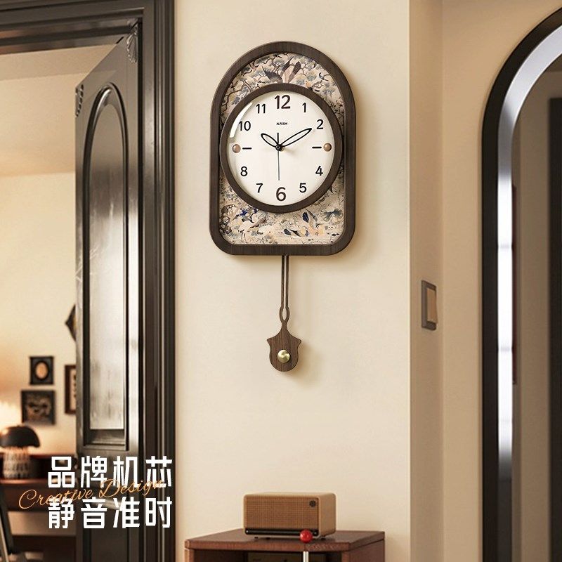 客厅轻奢艺术创意钟表挂墙时钟2025新款高级感大气高端复古挂钟