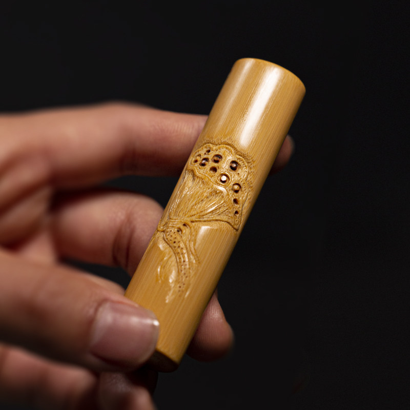艺竹情名师精雕实心竹莲蓬玉竹手把件老竹料玉化文玩实心竹挂件