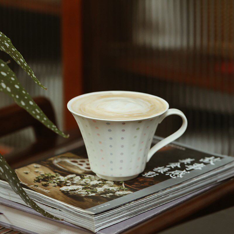 旷野集手作铃铛杯高颜值精致咖啡杯拉花景德镇水杯陶瓷波点马克杯