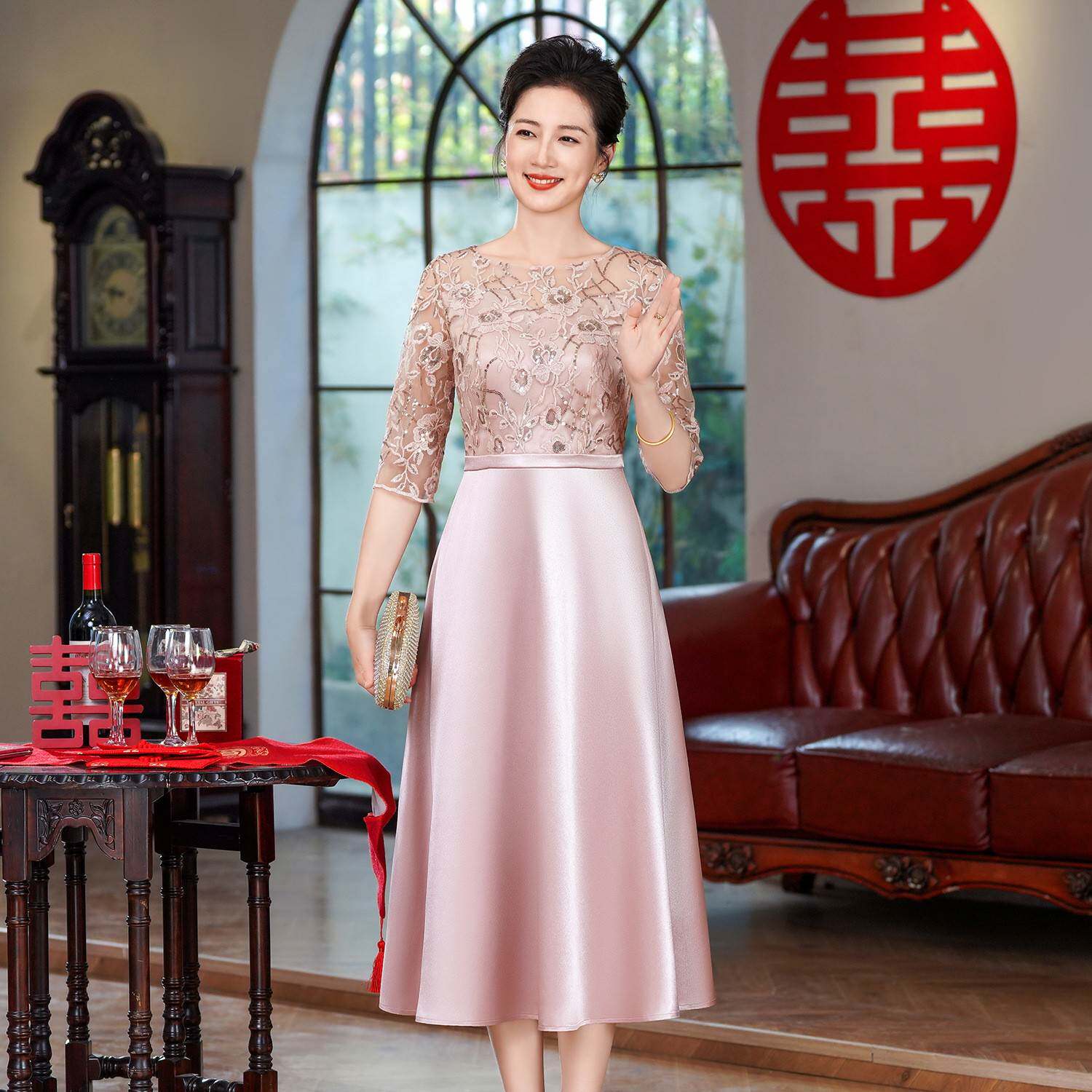 2026新款夏季优雅风气质名媛女装蕾丝圆领喜妈妈装厂家直销连衣裙