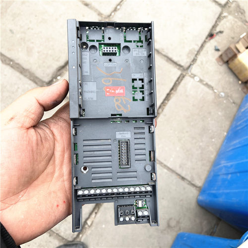丹佛斯变频器FC360系列30kw以上用控制板主板io接线端子cpu板