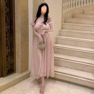 2026新款超仙气质甜美V领褶皱连衣裙女夏季温柔风洋气时尚度假仙