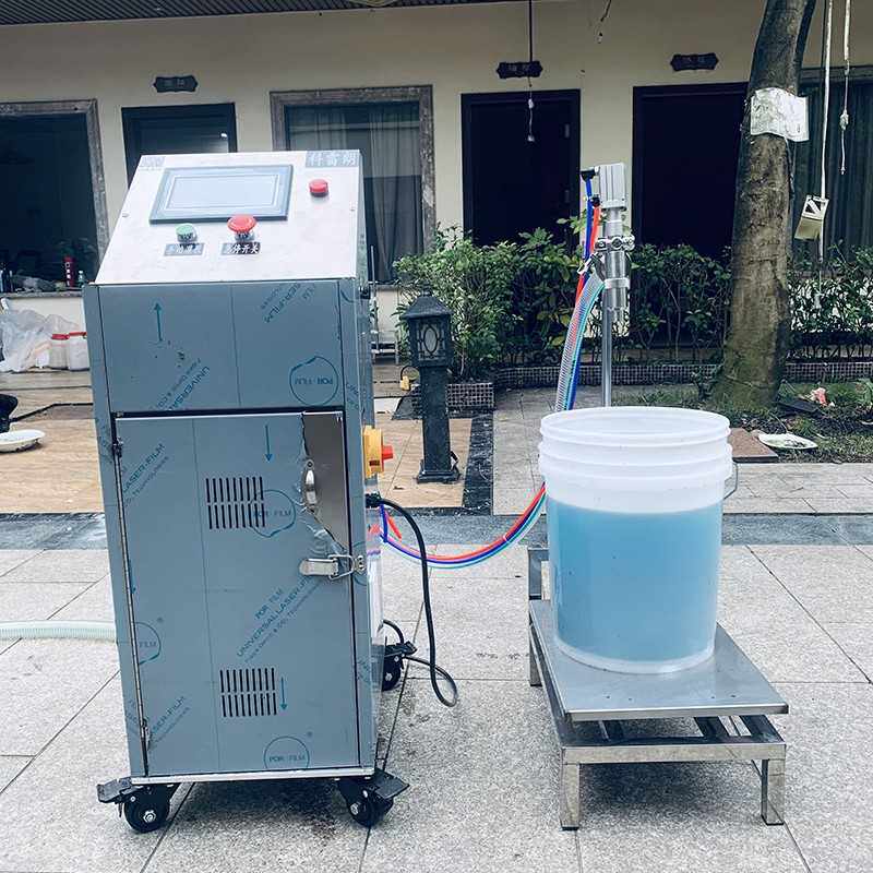 转子泵伺服定量灌装机液体耐强酸强碱盐酸84消毒液次氯酸洁厕灵
