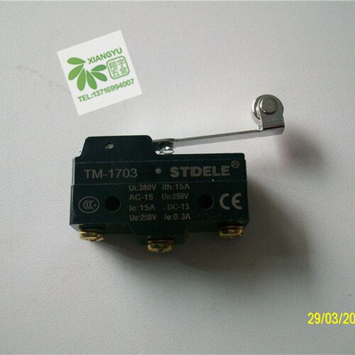 手动封边机木工排钻配件 微动开关TM-1703行程开关 限位开关