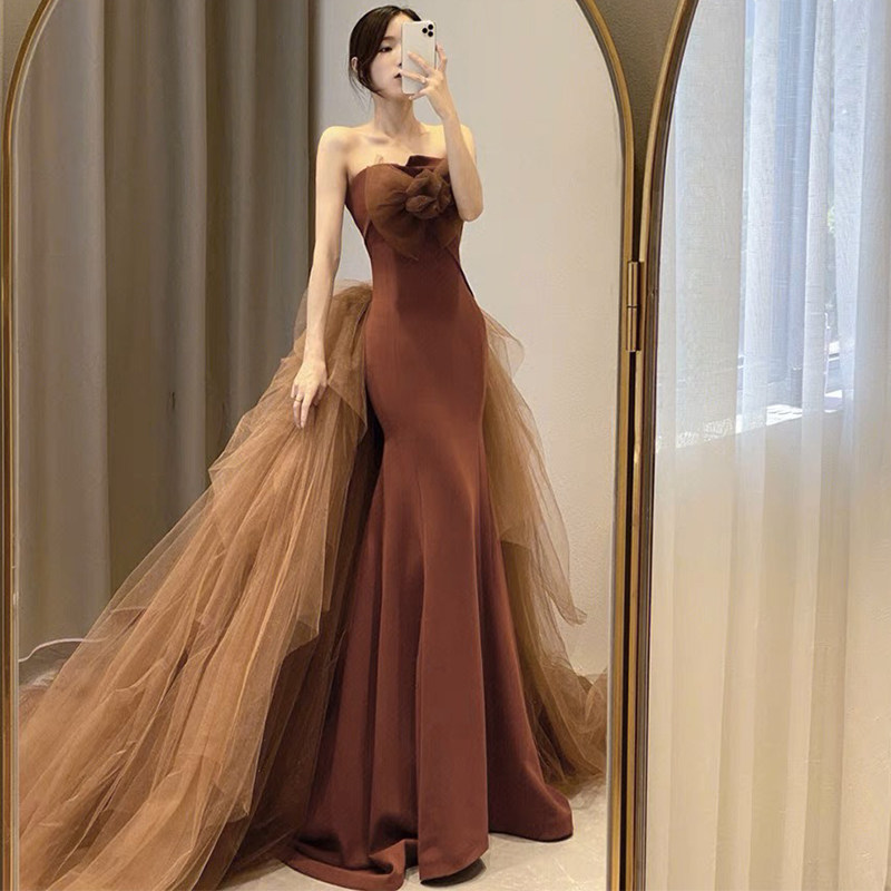 宴会晚礼服2023新款轻奢小众高端新娘订婚结婚敬酒服高级感鱼尾裙