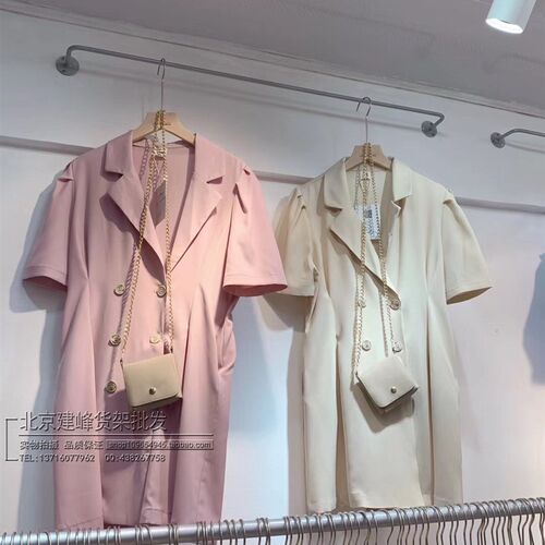 铁艺服装店卖衣架上墙衣架展示架正侧挂墙壁烤漆壁挂衣架u型挂杆