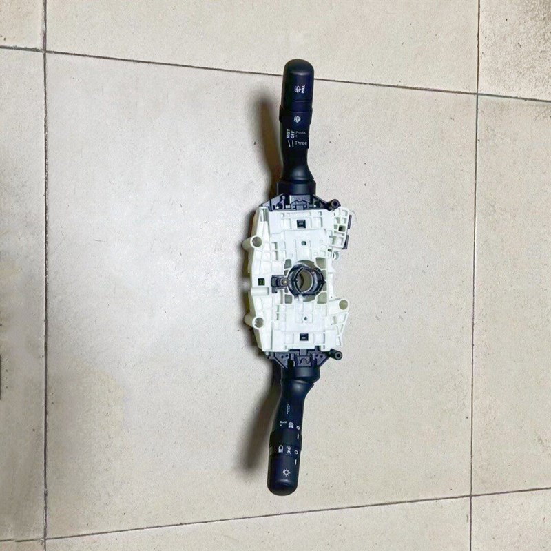 3774-00165大灯转向雨刷组合开关适用于客车和客车照明开关