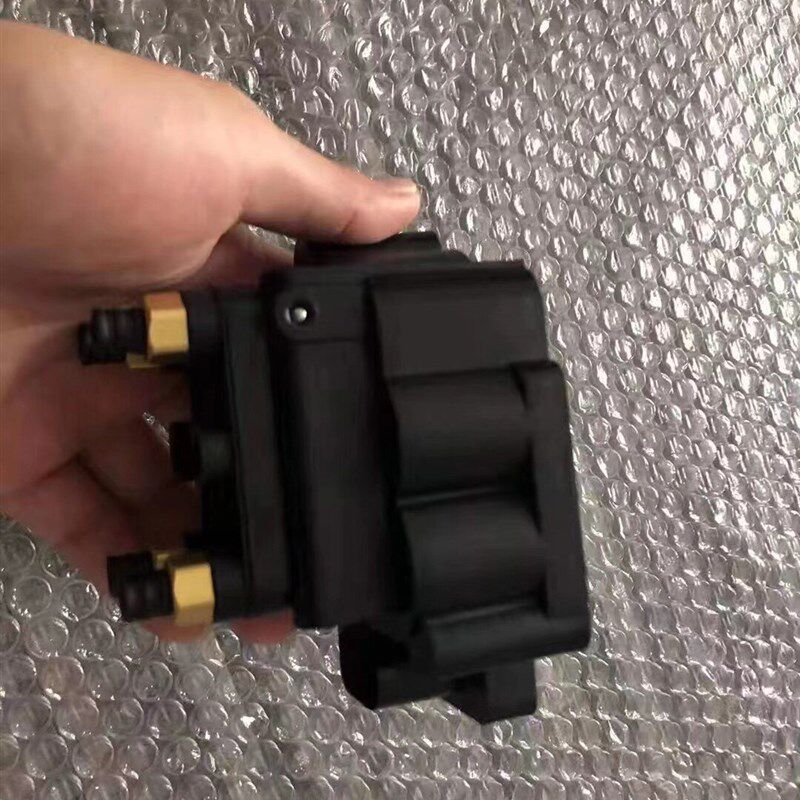 适用起亚霸锐空气打气泵分配阀高度传感器底盘升降电磁阀气路阀