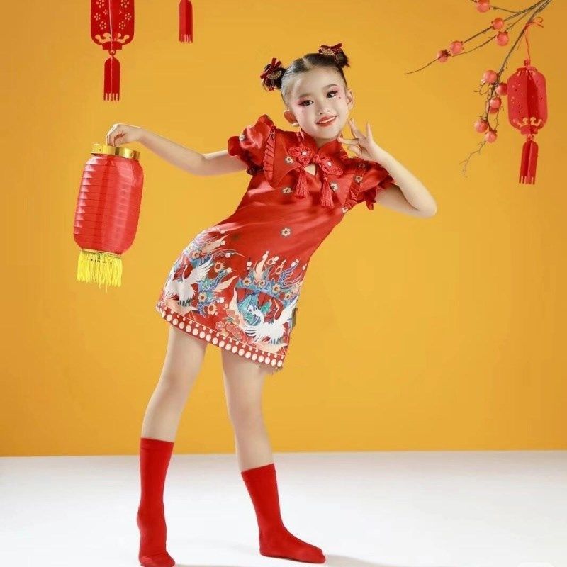 元旦儿童喜庆中国风演出服幼儿女舞蹈裙梦娃灯笼元日红旗袍表演服